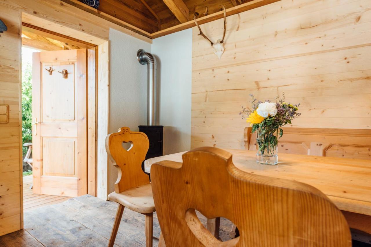 Private Suites Traunkirchen Exteriör bild